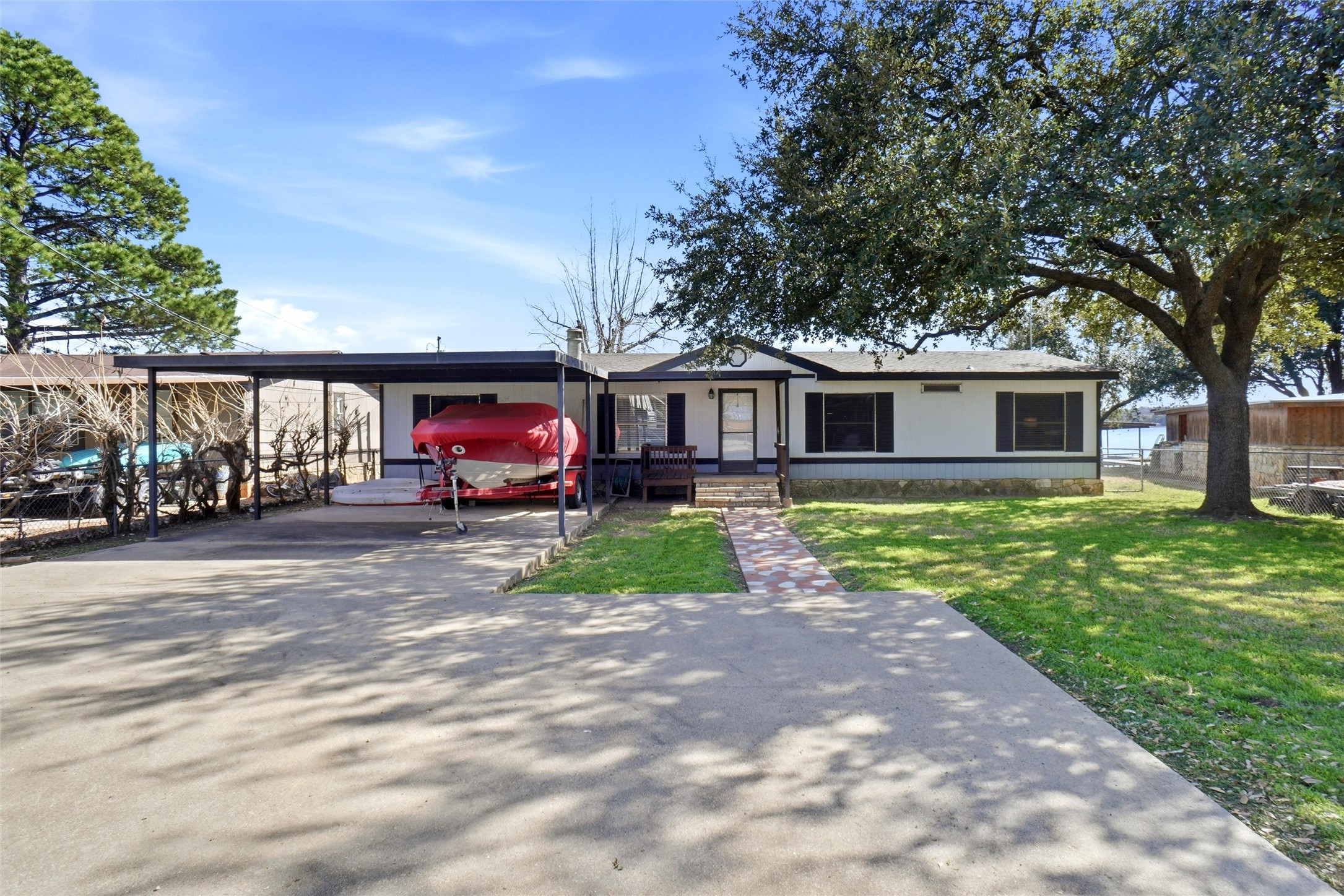 4433 Wildwood Circle Granbury TX 76049