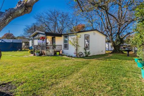 1814 Ports O Call Court Granbury TX 76048