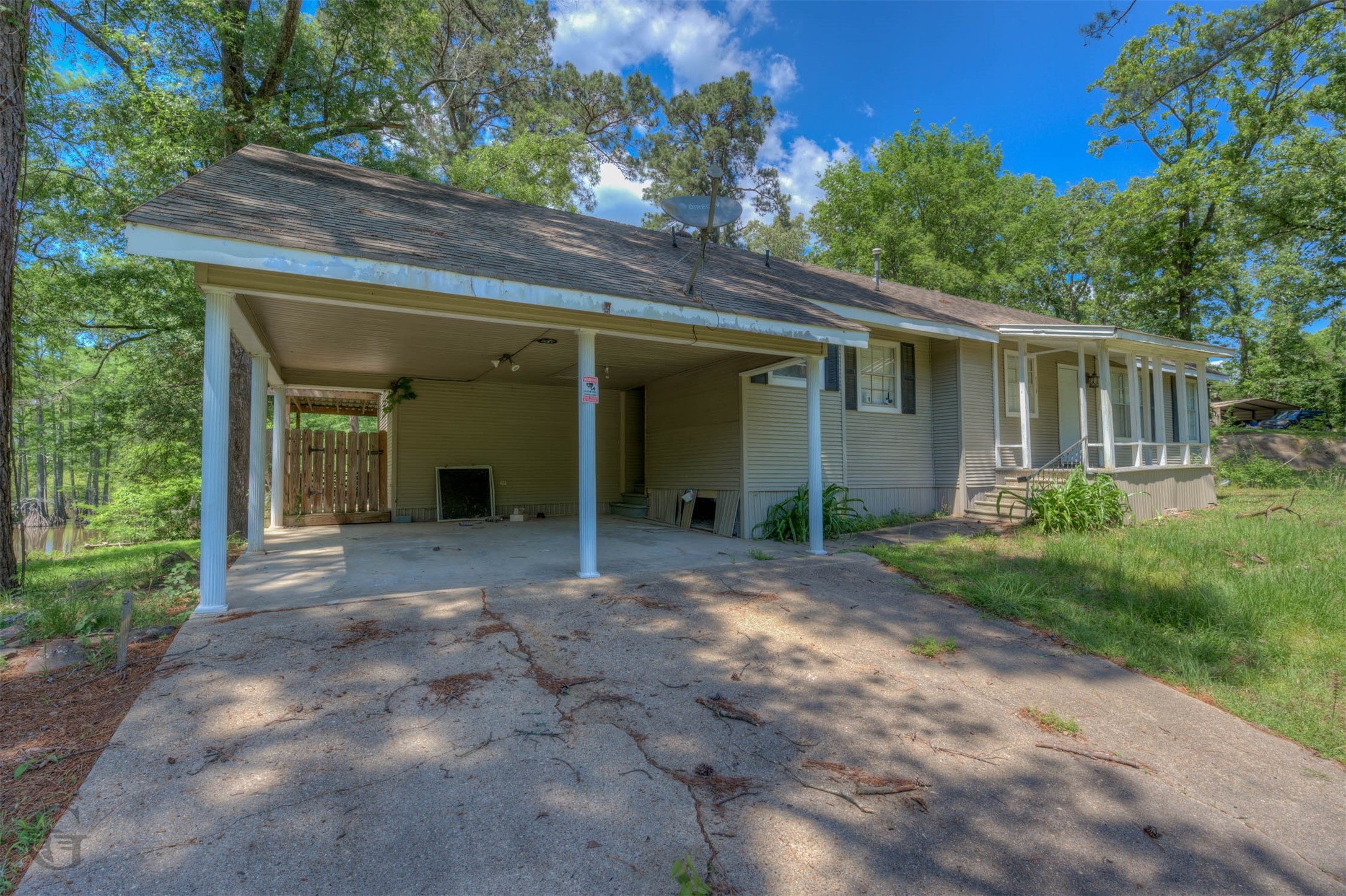 8218 S Lakeshore Drive Shreveport LA 71119
