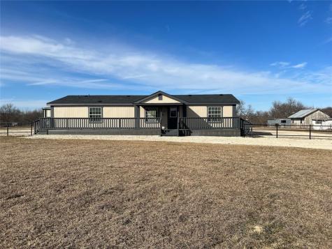 437 Lone Trail Rhome TX 76078