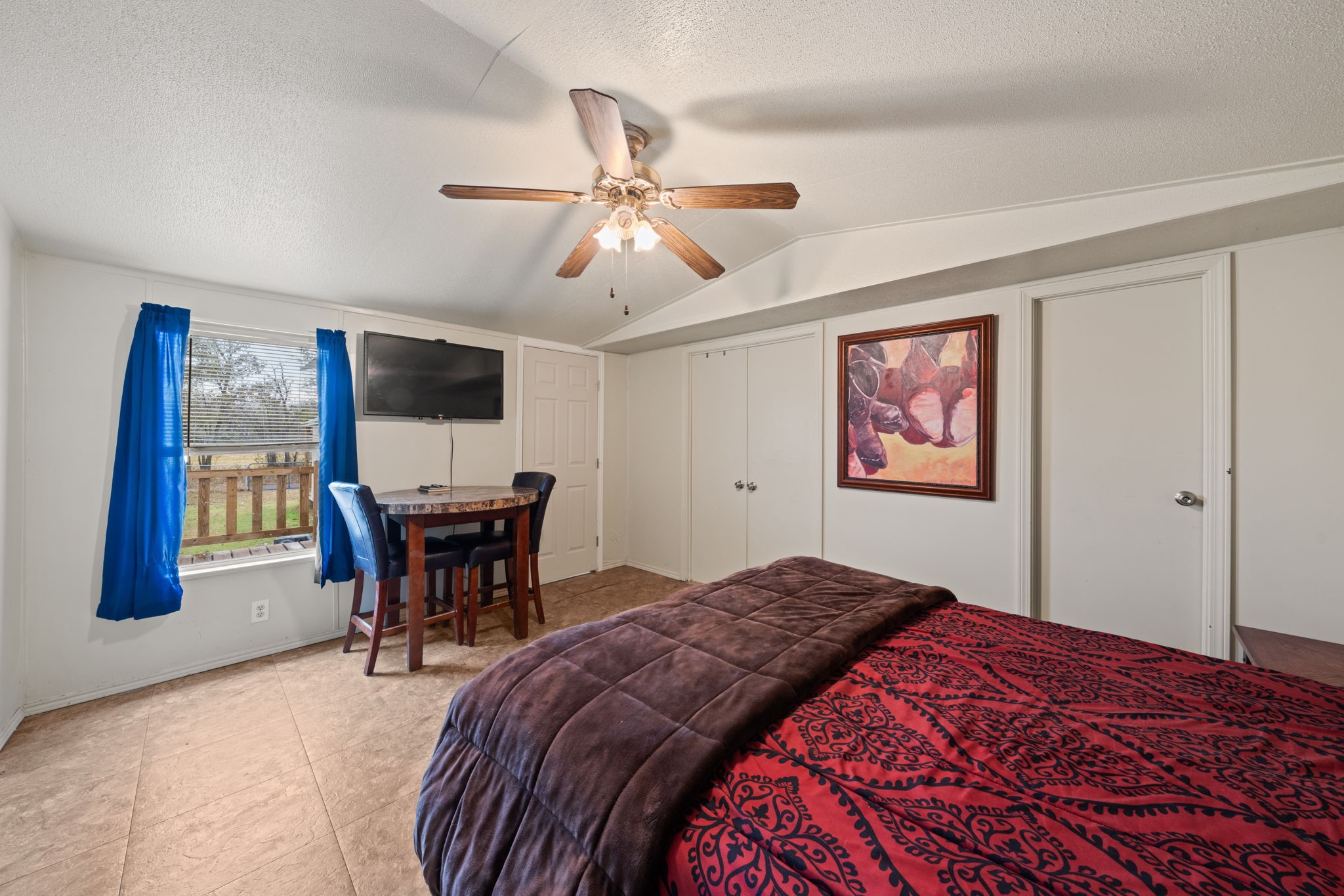1304 Rs County Road 1530 Point TX 75472