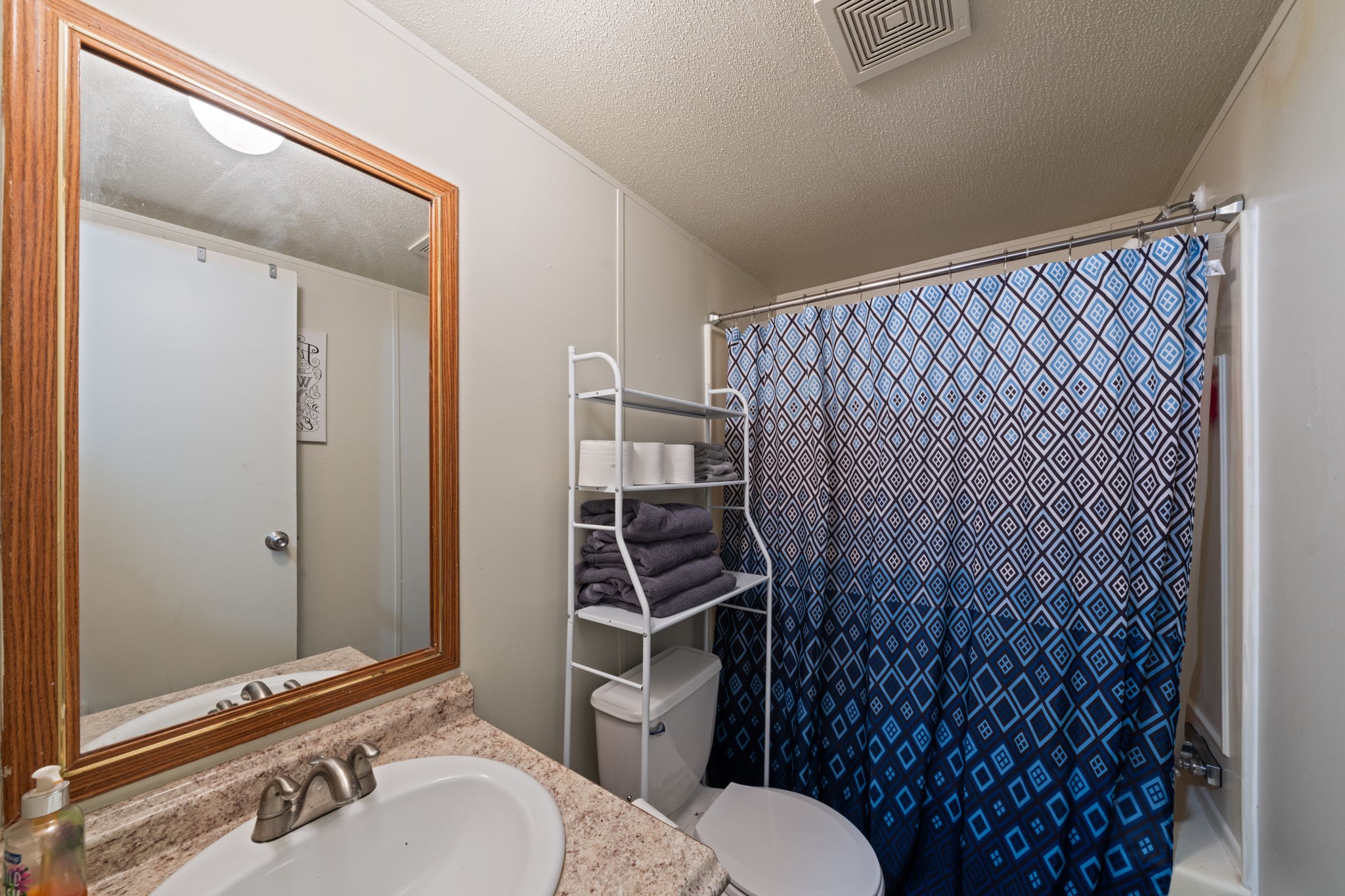 1304 Rs County Road 1530 Point TX 75472