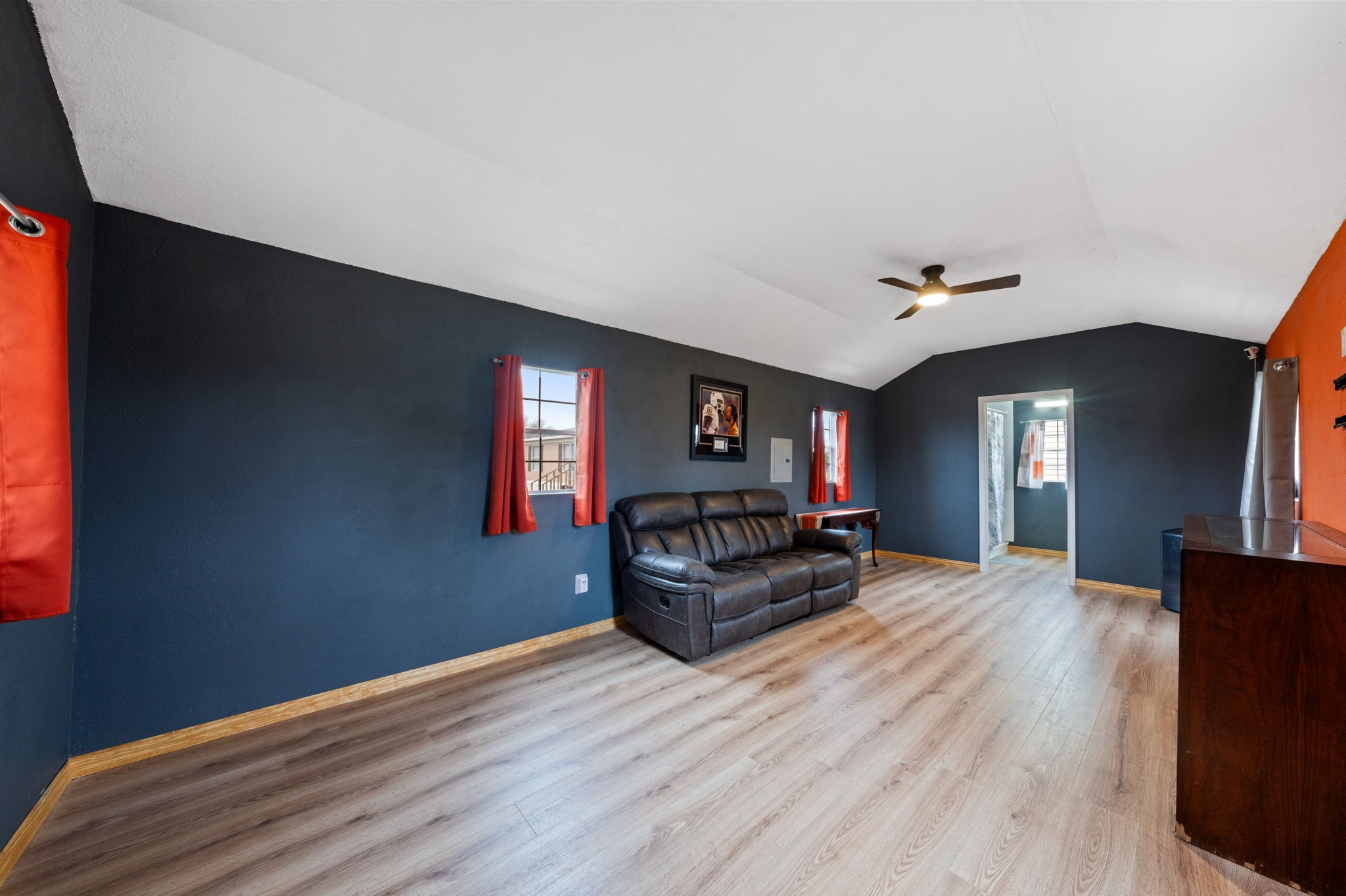 1304 Rs County Road 1530 Point TX 75472