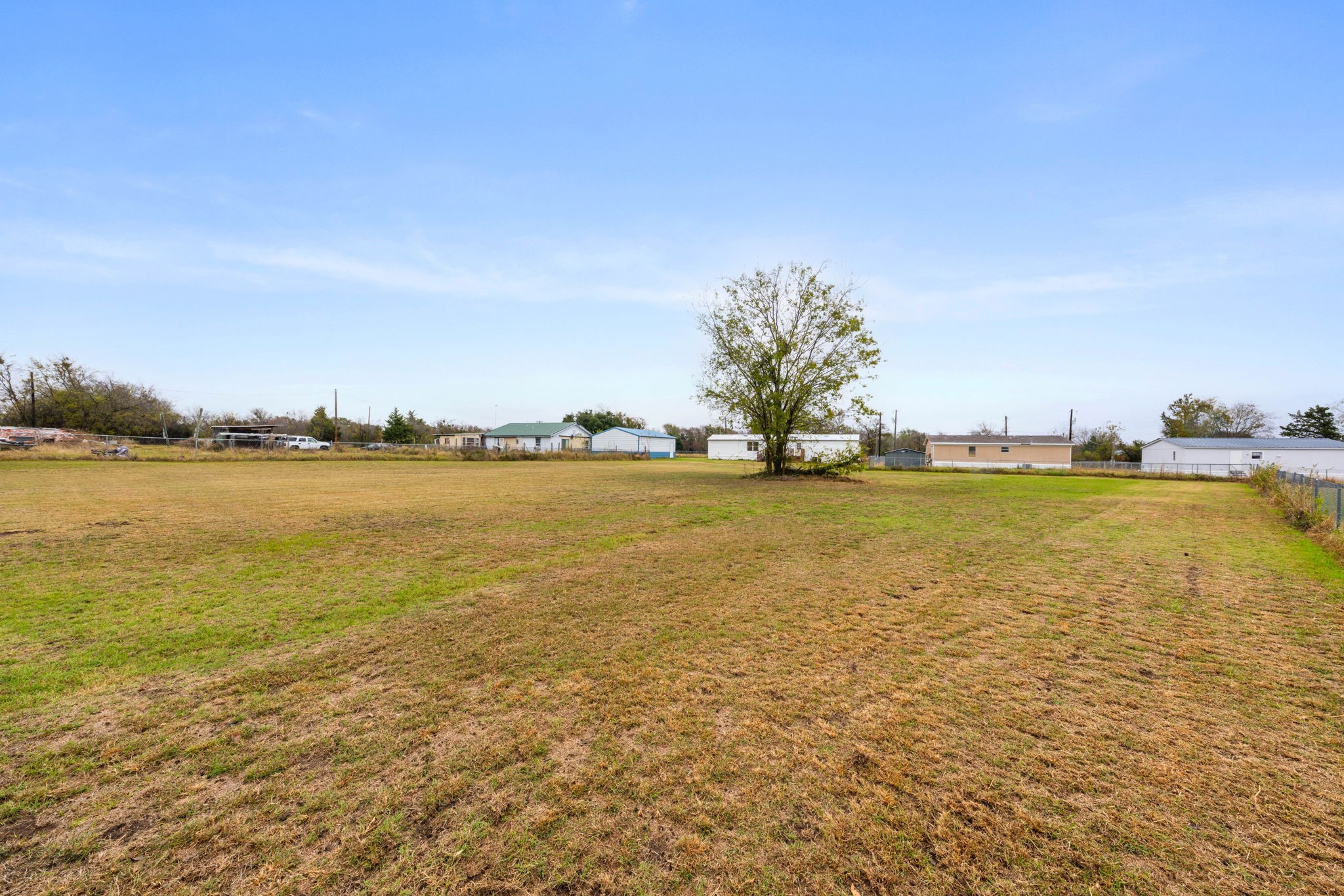 1304 Rs County Road 1530 Point TX 75472