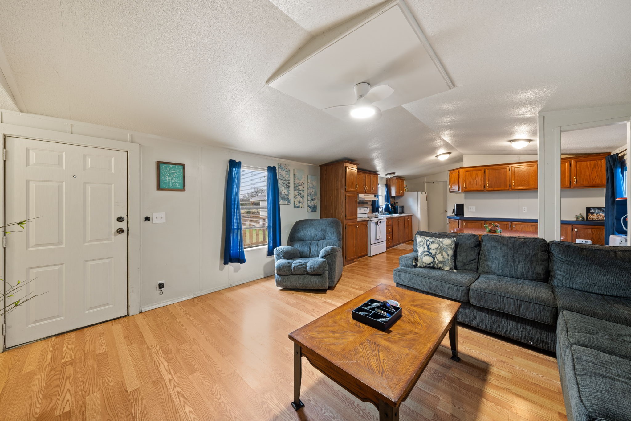 1304 Rs County Road 1530 Point TX 75472