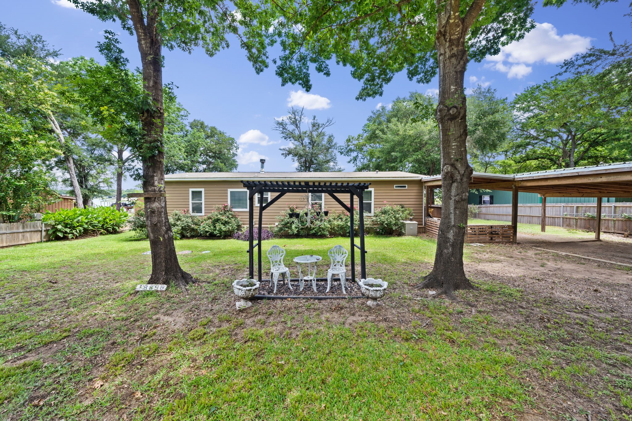 18390 Pine Drive Eustace TX 75124