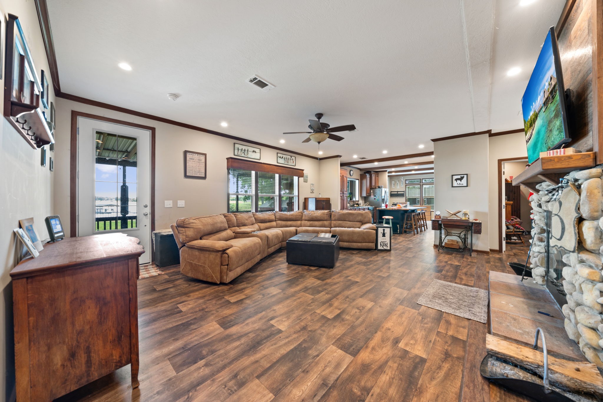 18390 Pine Drive Eustace TX 75124