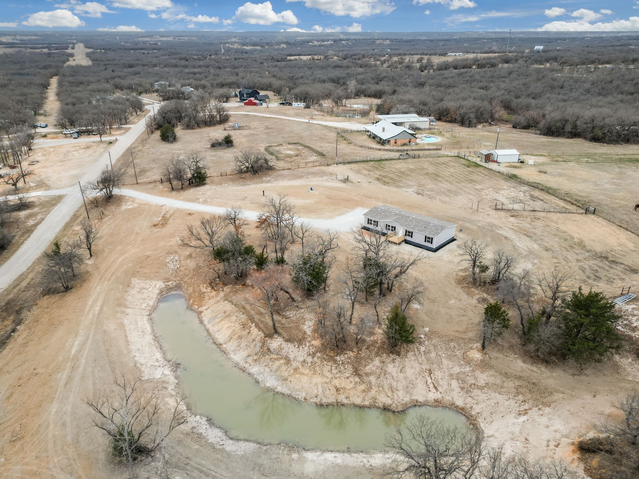 168 County Road 3551 Paradise TX 76073
