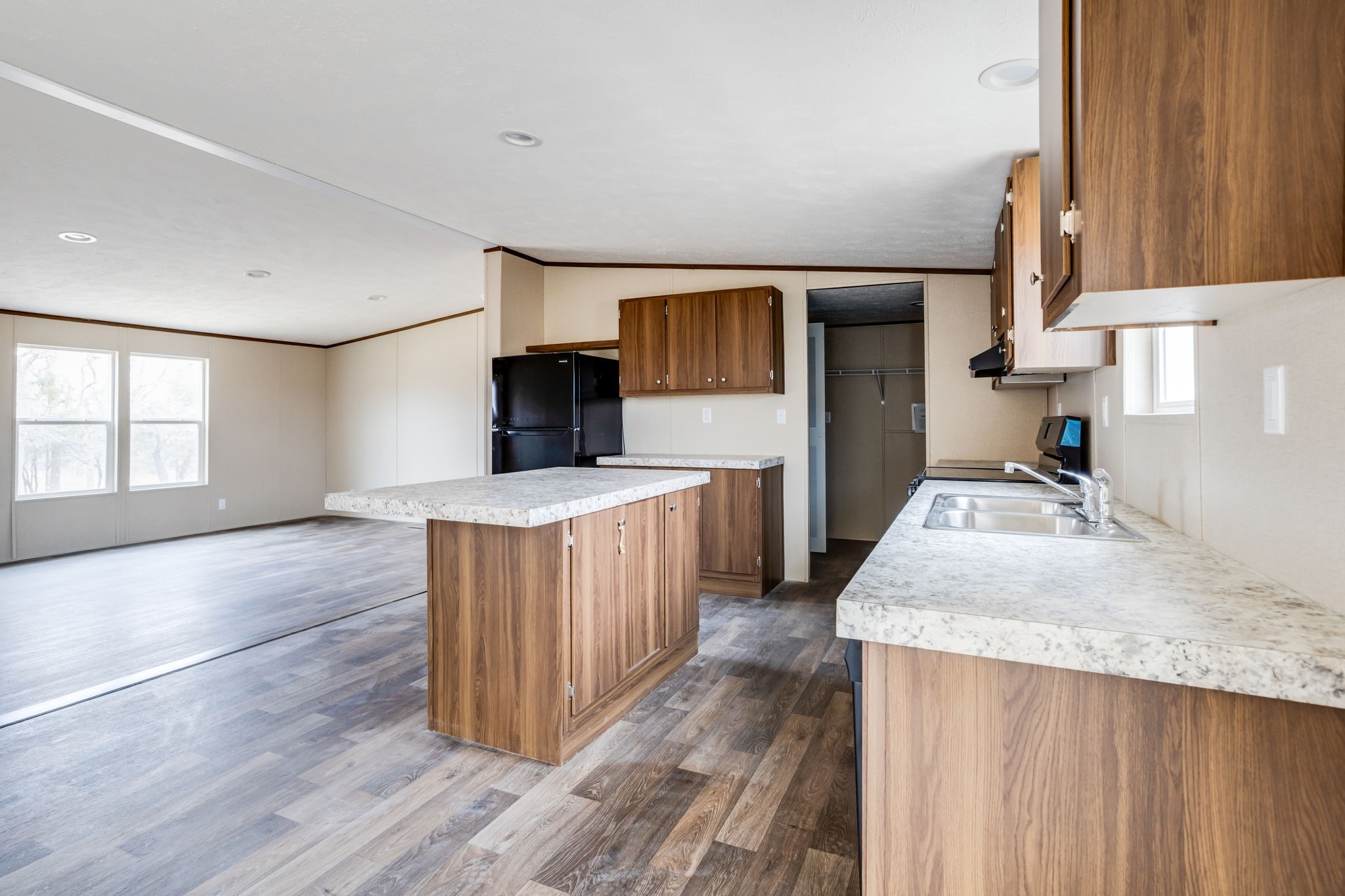 168 County Road 3551 Paradise TX 76073