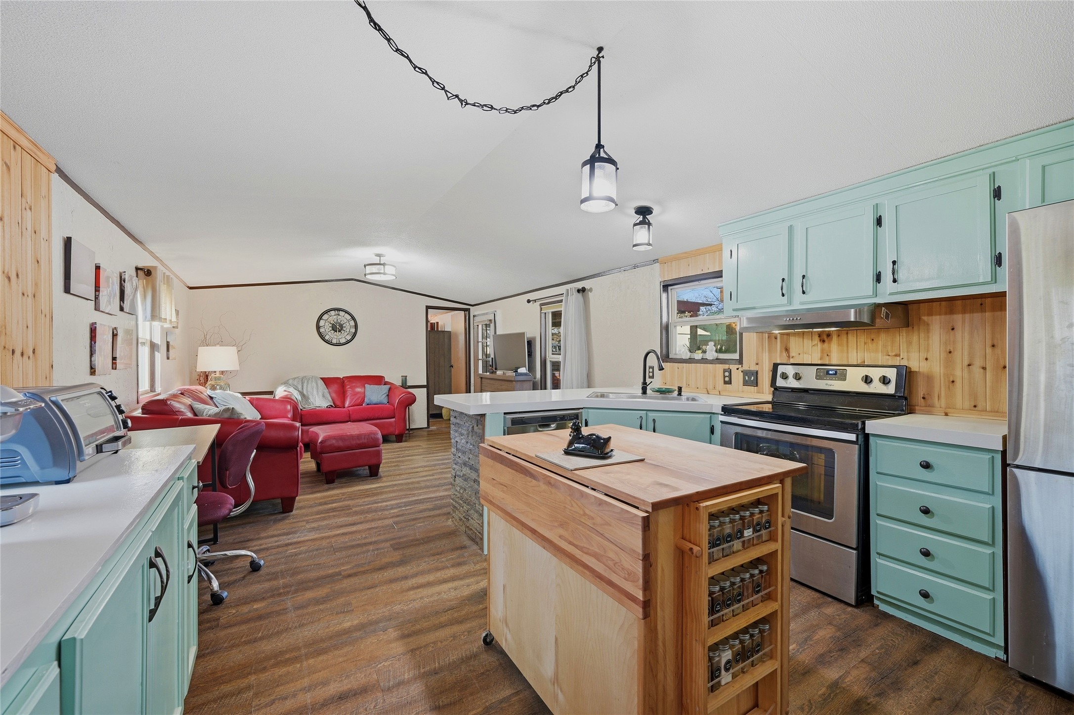 48 Ivanhoe Drive Gordonville TX 76245