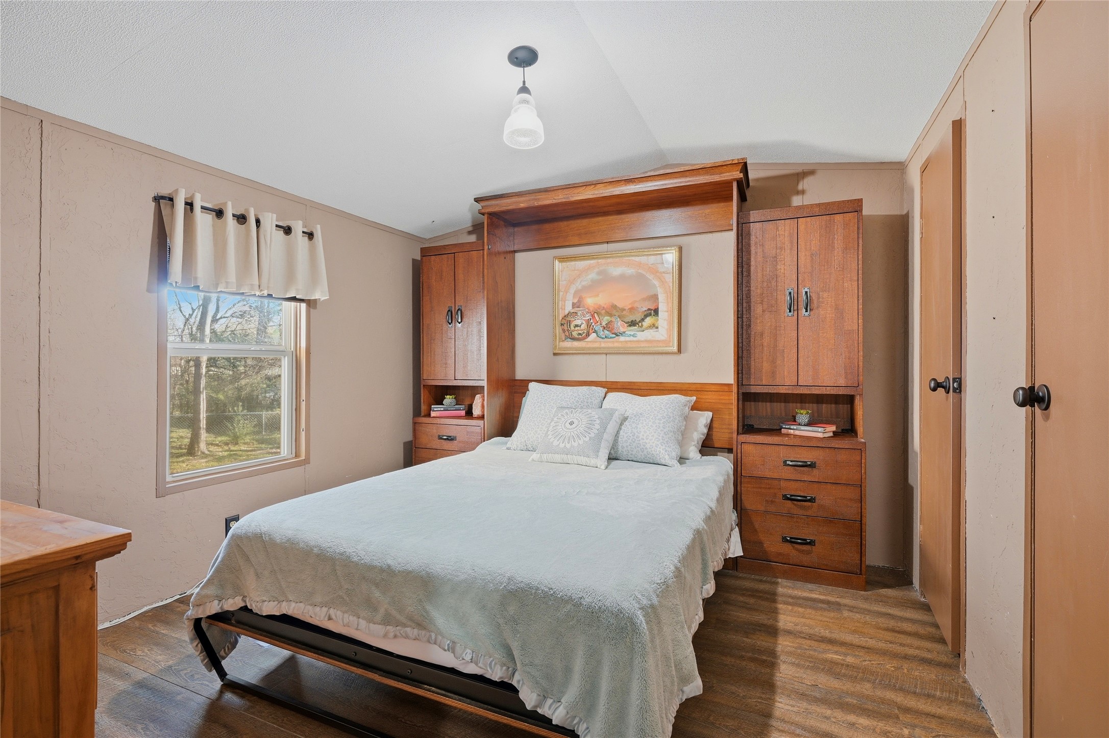 48 Ivanhoe Drive Gordonville TX 76245