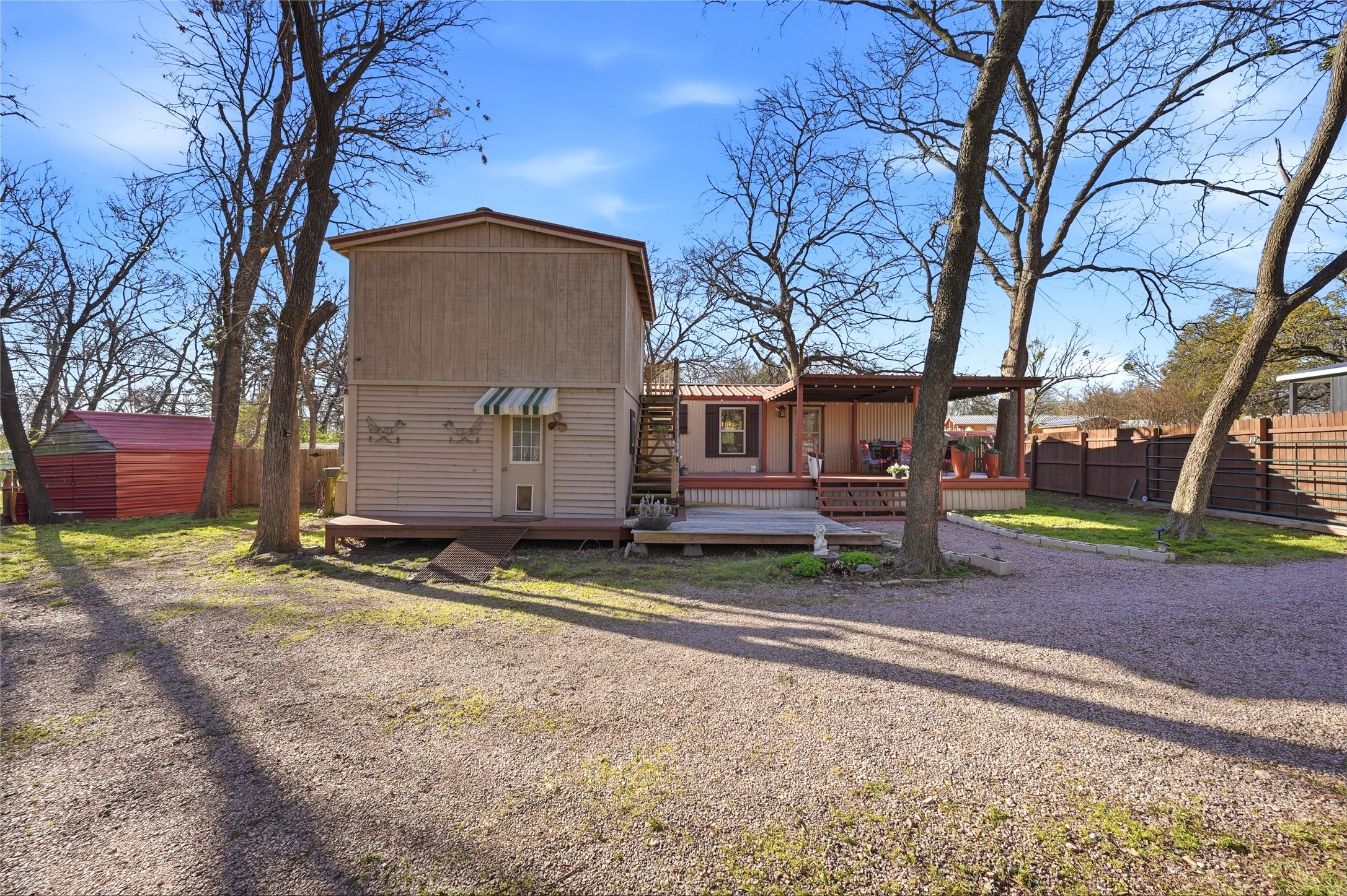 48 Ivanhoe Drive Gordonville TX 76245