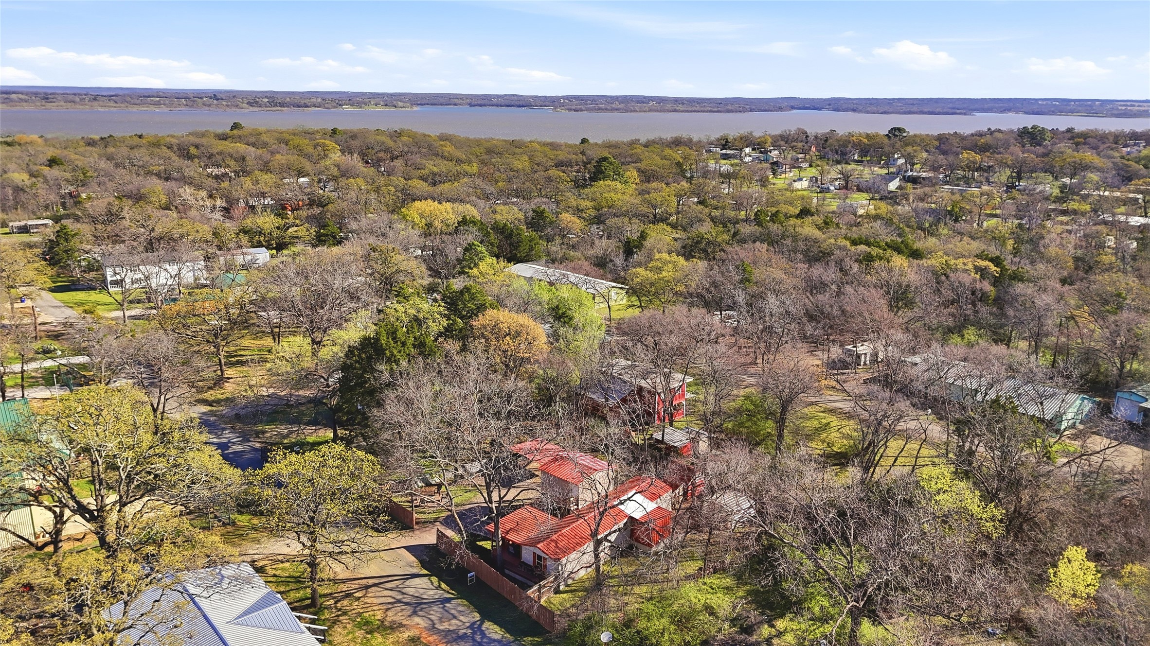 48 Ivanhoe Drive Gordonville TX 76245