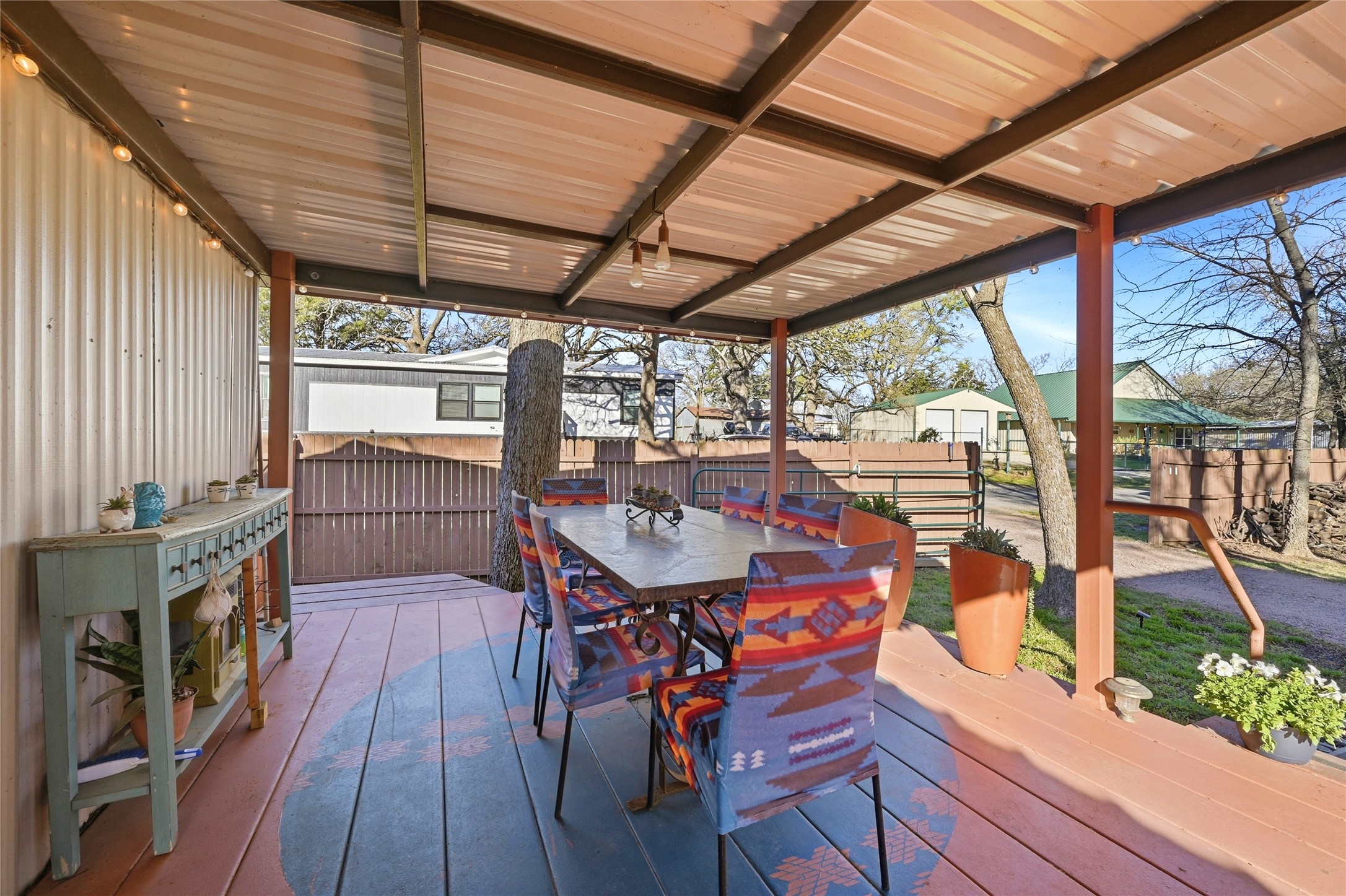 48 Ivanhoe Drive Gordonville TX 76245