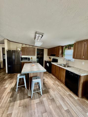 1487 Vz County Road 3808 Wills Point TX 75169