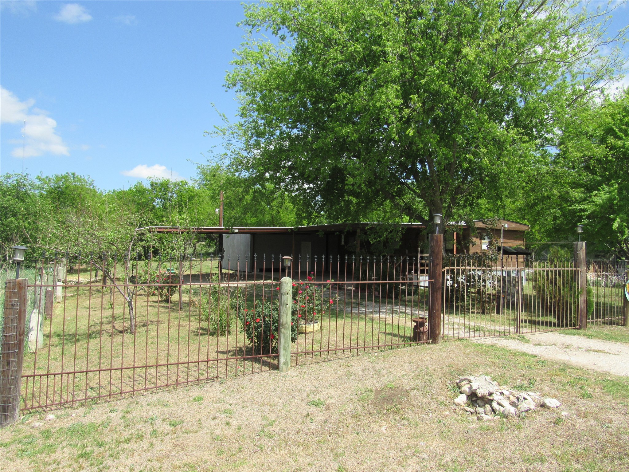 8927 Cartwright Drive Cresson TX 76035