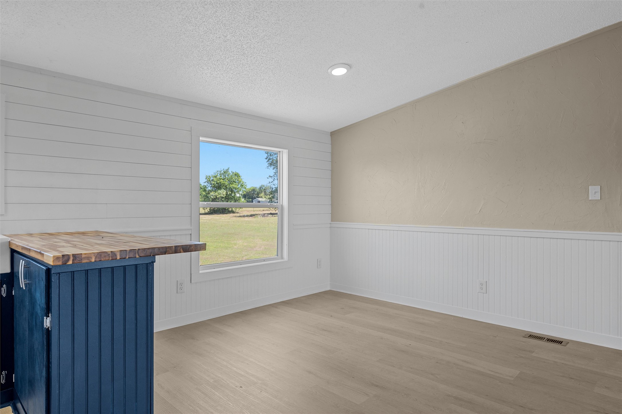 214 Bluebonnet Ridge Eddy TX 76524