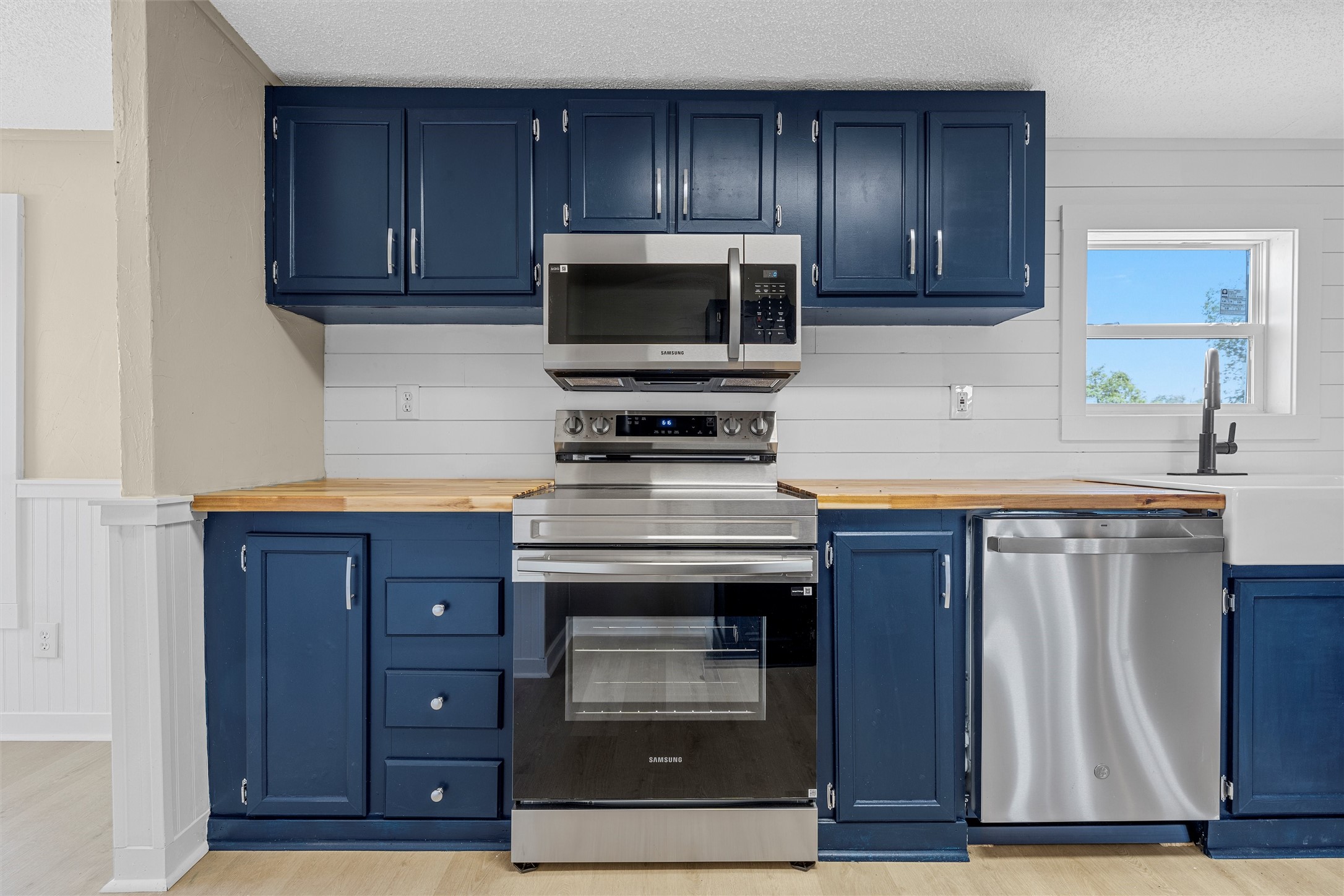 214 Bluebonnet Ridge Eddy TX 76524
