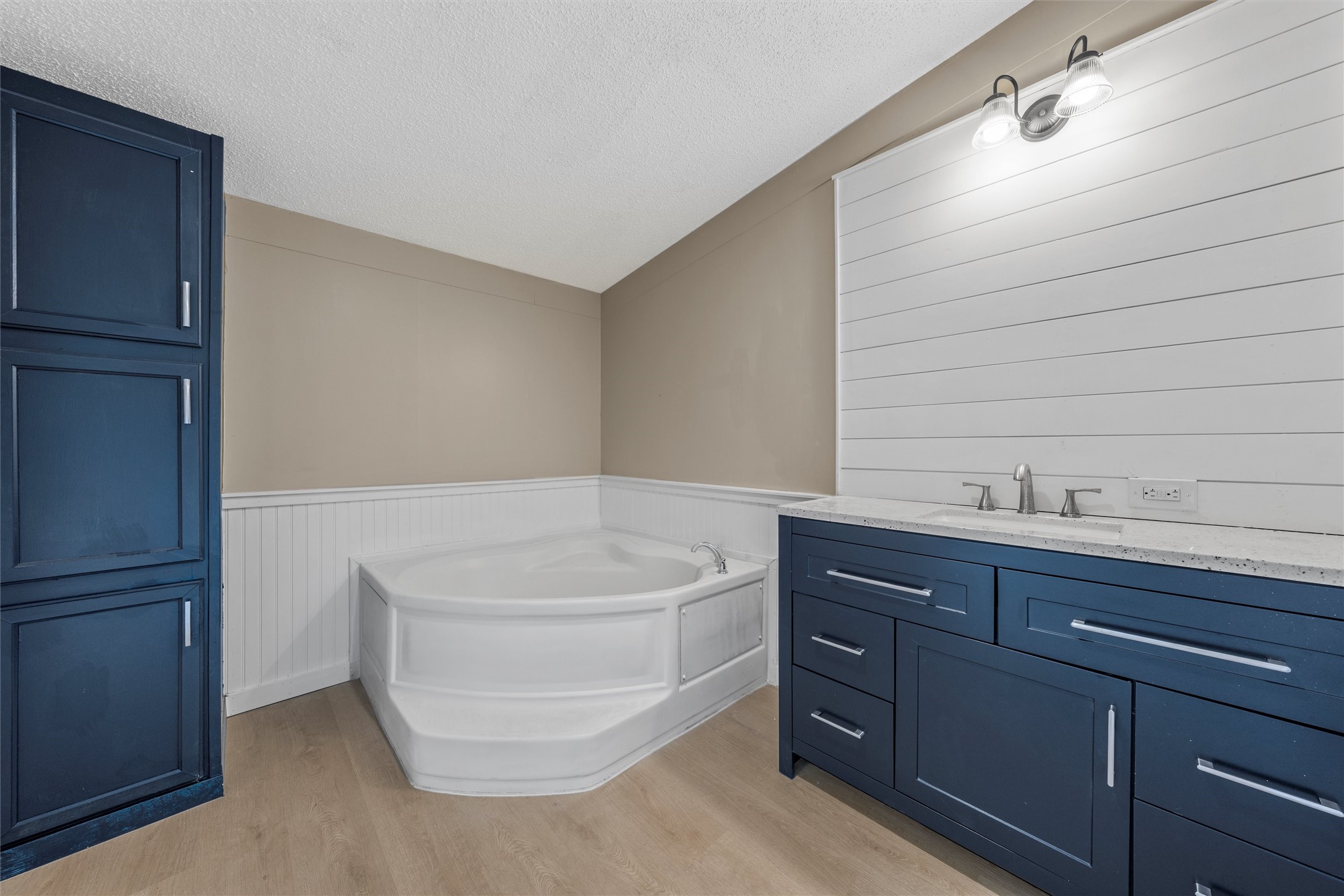 214 Bluebonnet Ridge Eddy TX 76524