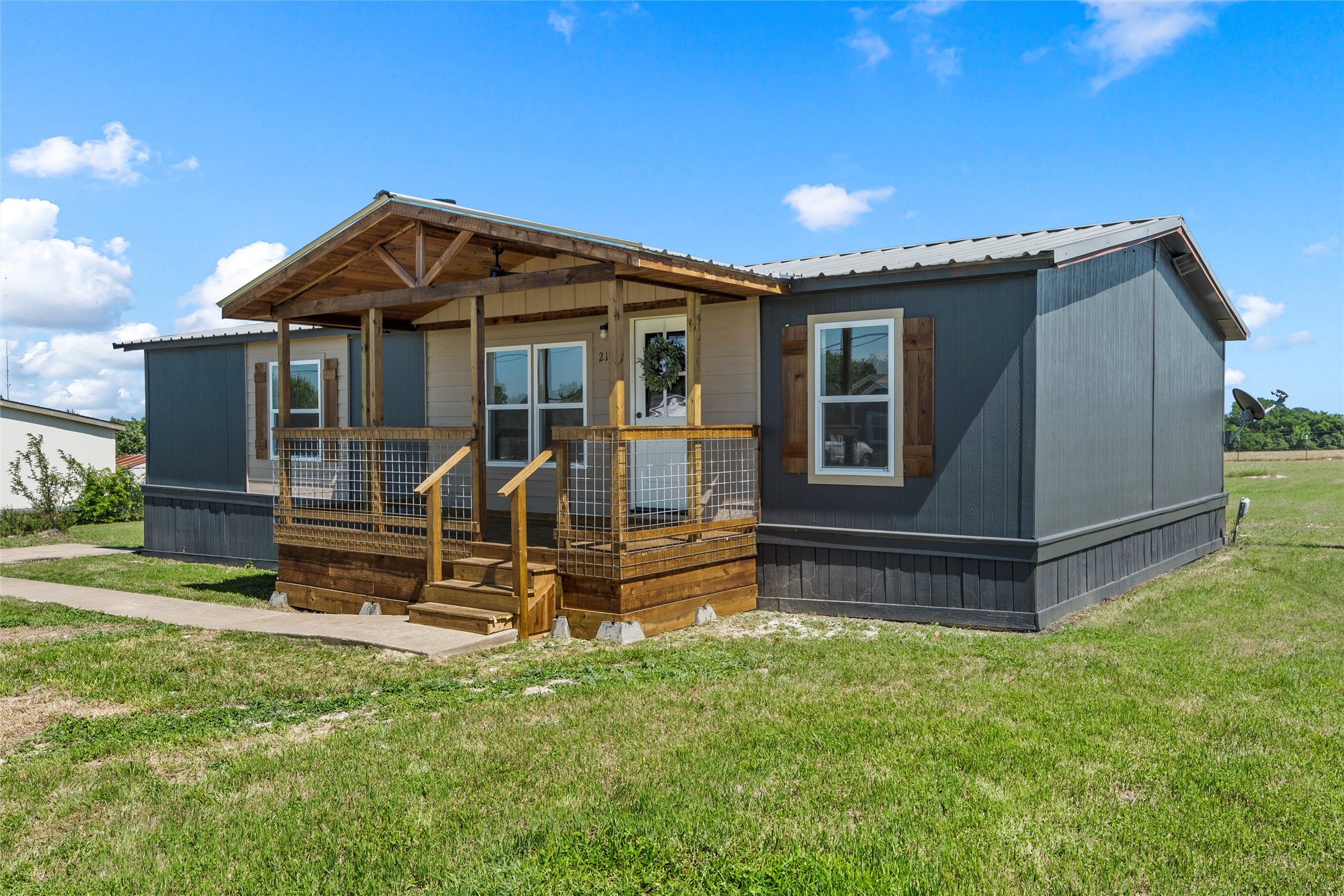 214 Bluebonnet Ridge Eddy TX 76524