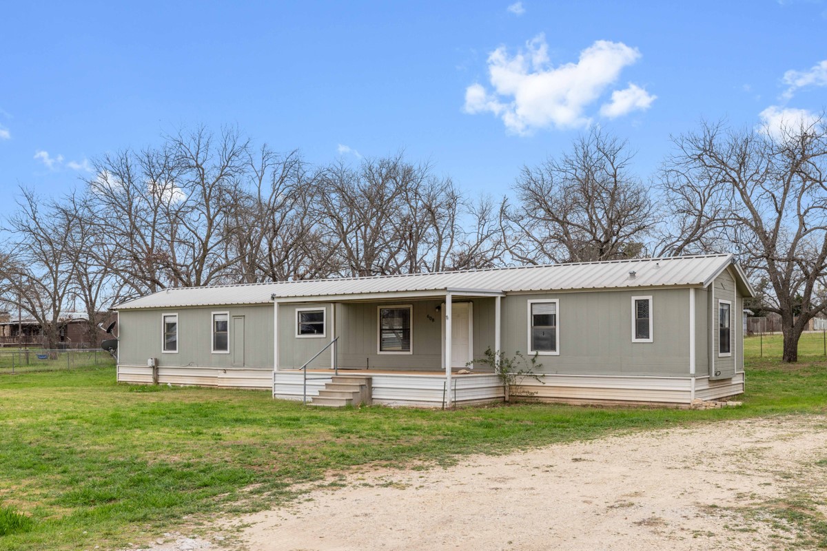 608 4th Street Blanket TX 76432