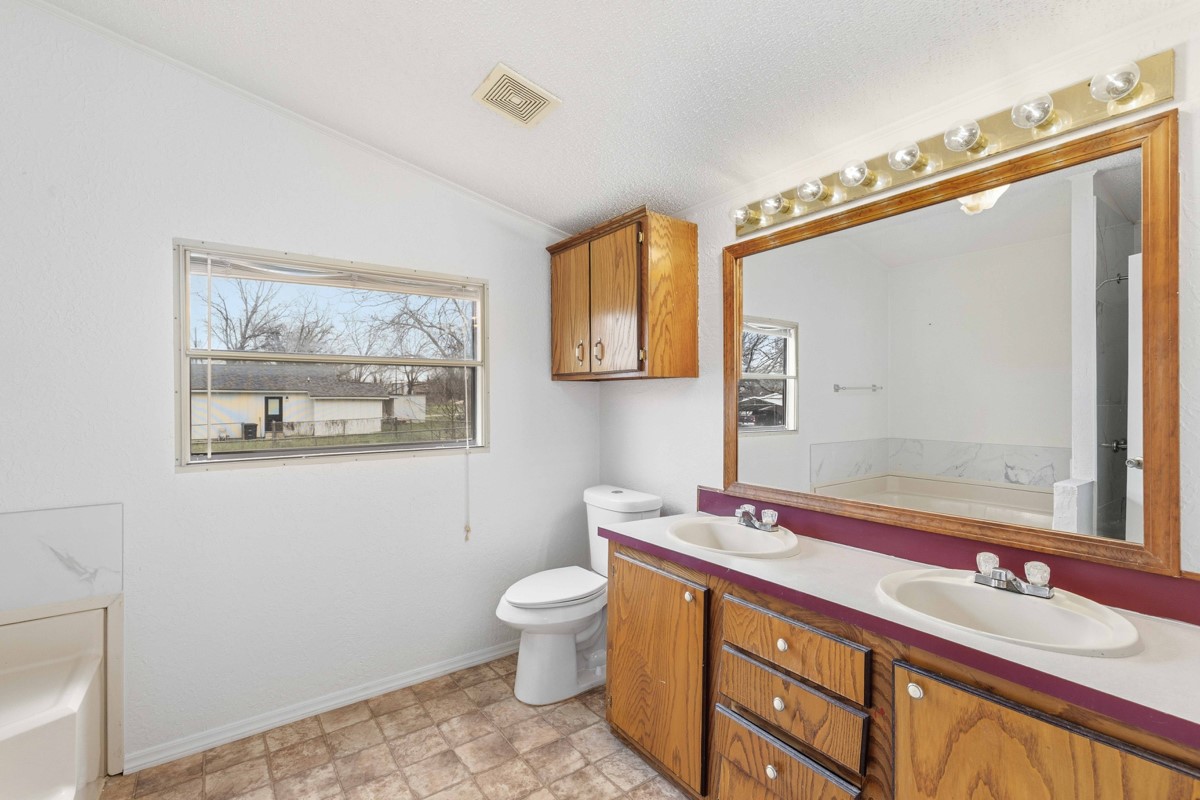 608 4th Street Blanket TX 76432