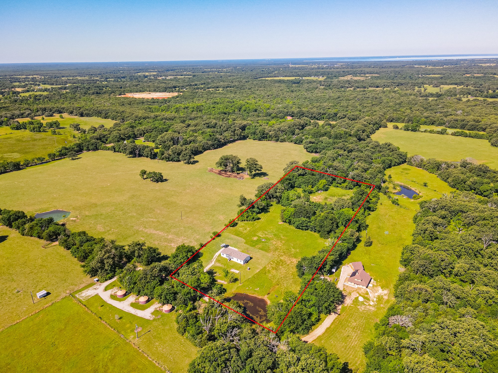 901 Rs County Road 1155 Emory TX 75440