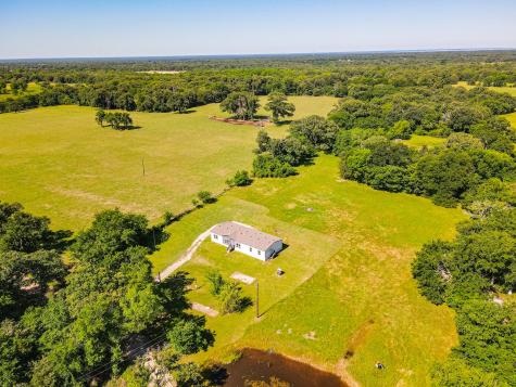 901 Rs County Road 1155 Emory TX 75440