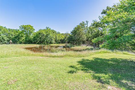 901 Rs County Road 1155 Emory TX 75440