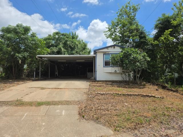 6344 S Highland Circle Haltom City TX 76117