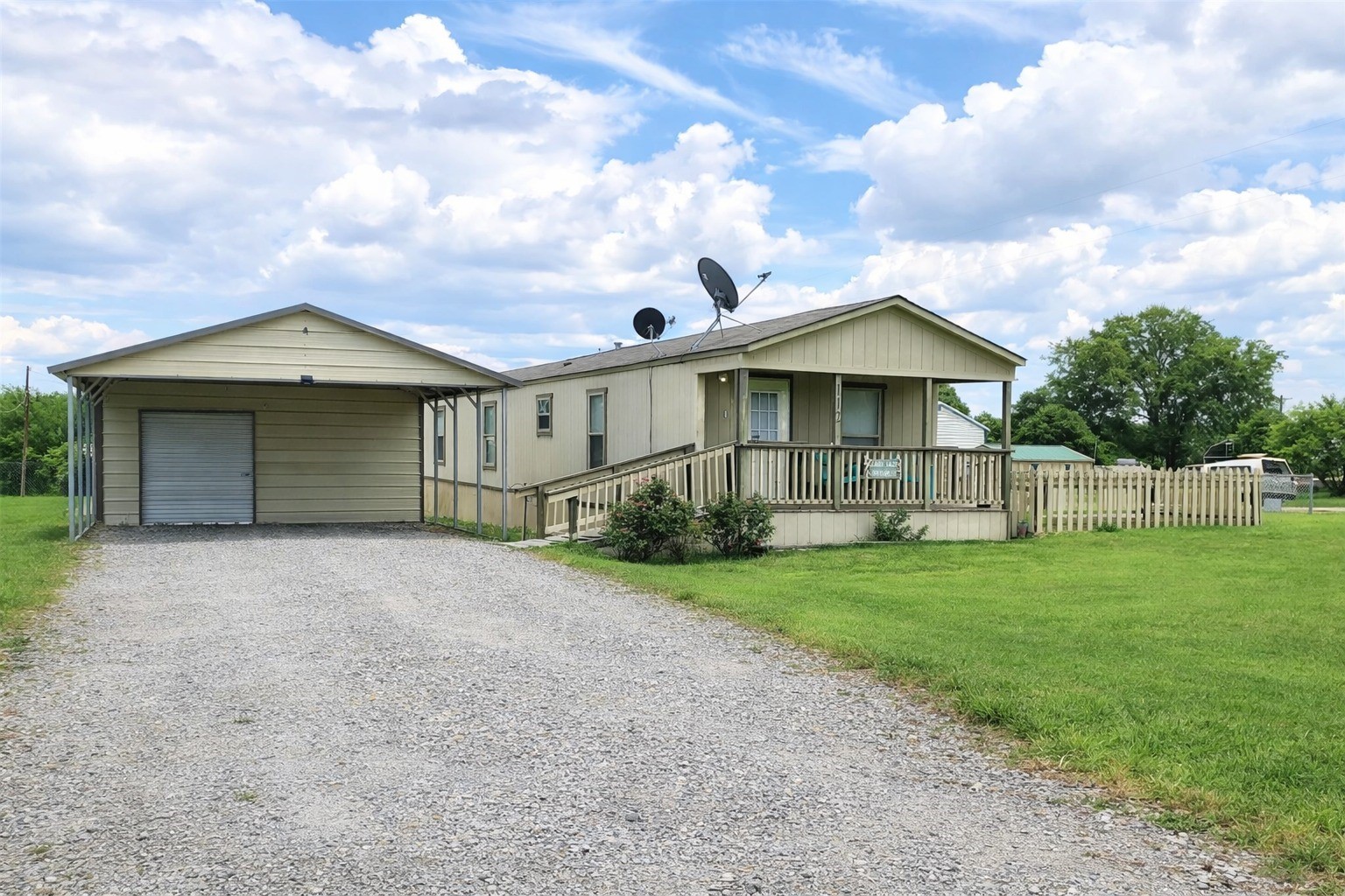 112 Rising Star Quitman TX 75783