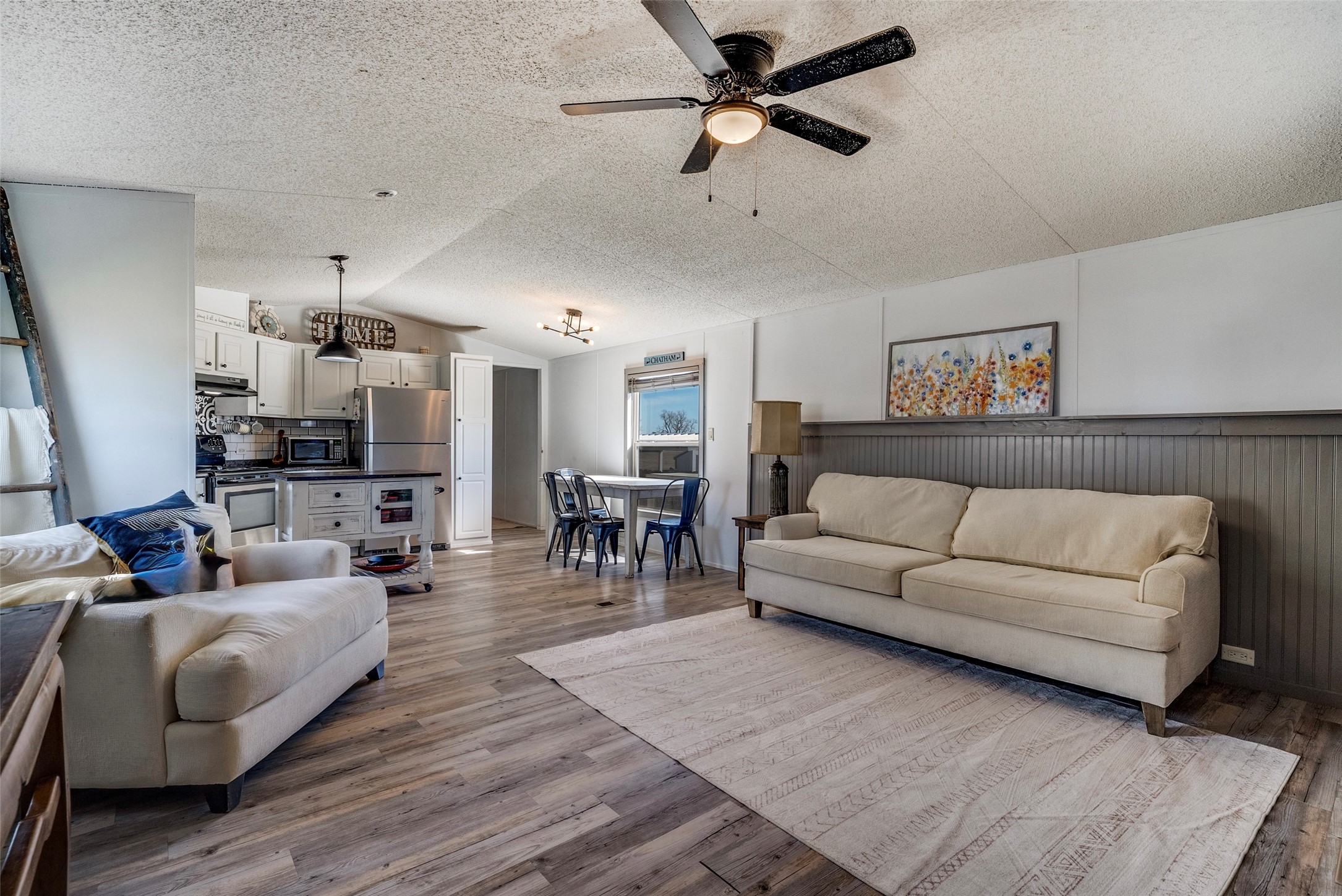 212 Farmhouse Road Springtown TX 76082