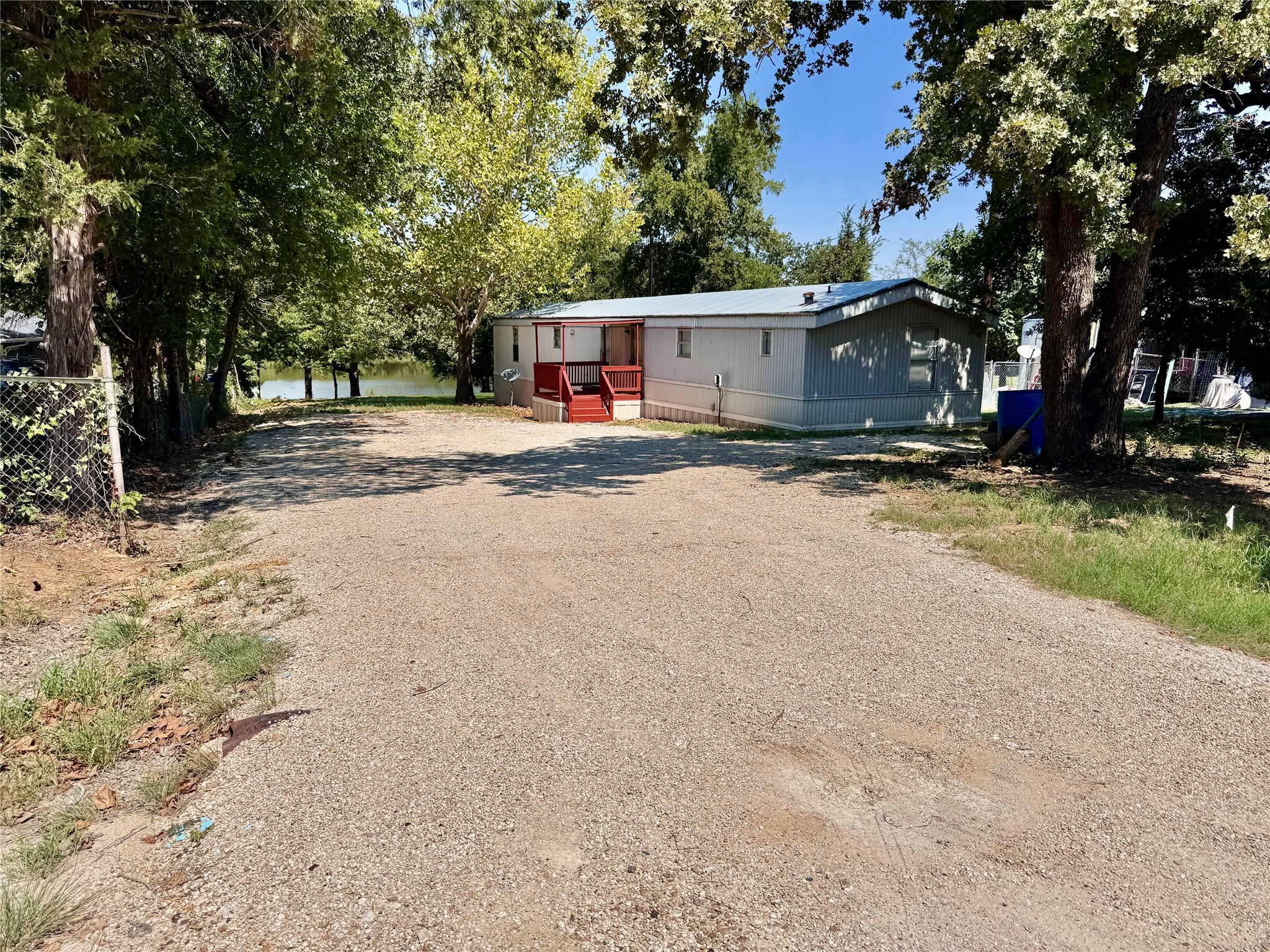 207 Wilson Road Valley View TX 76272