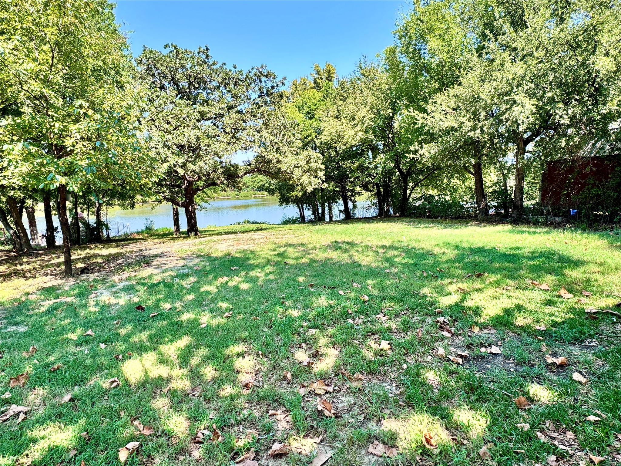 207 Wilson Road Valley View TX 76272