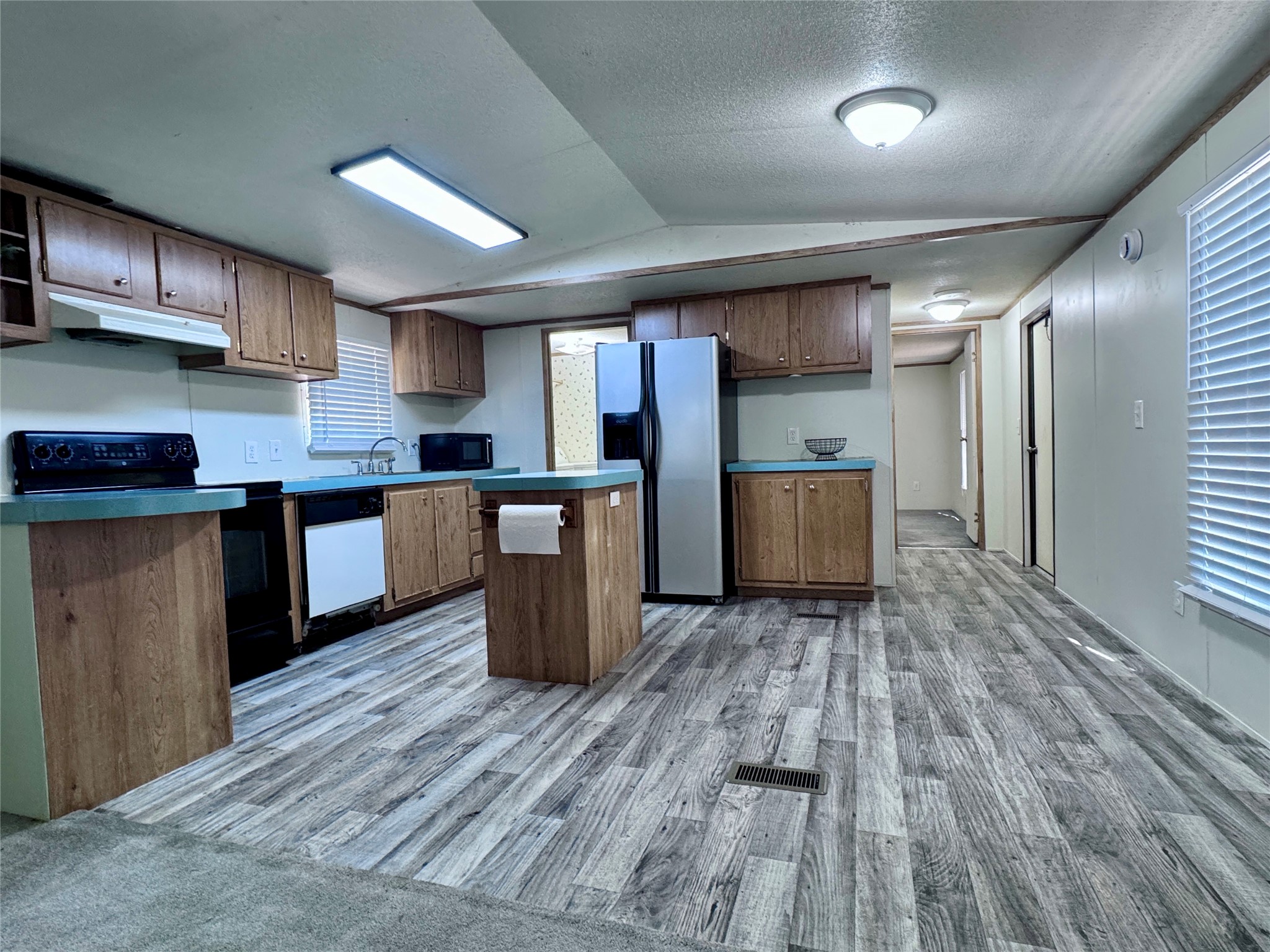 207 Wilson Road Valley View TX 76272