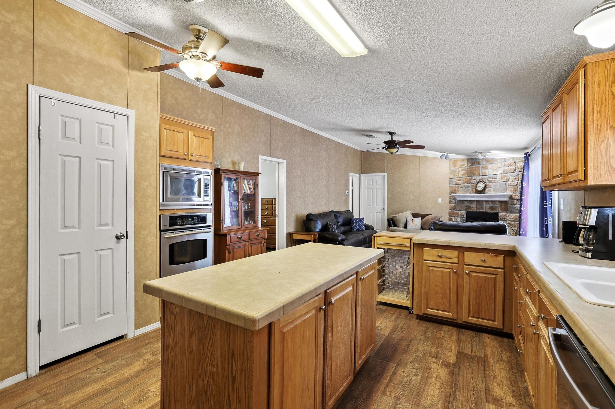 652 Cedar Bayou Boulevard Gordonville TX 76245