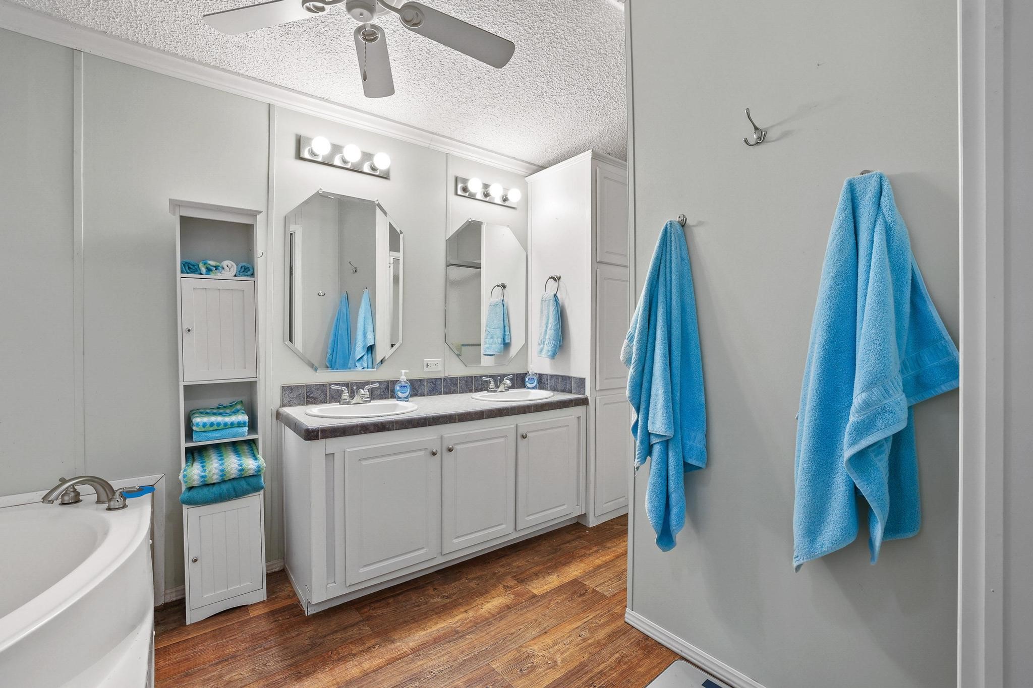 652 Cedar Bayou Boulevard Gordonville TX 76245