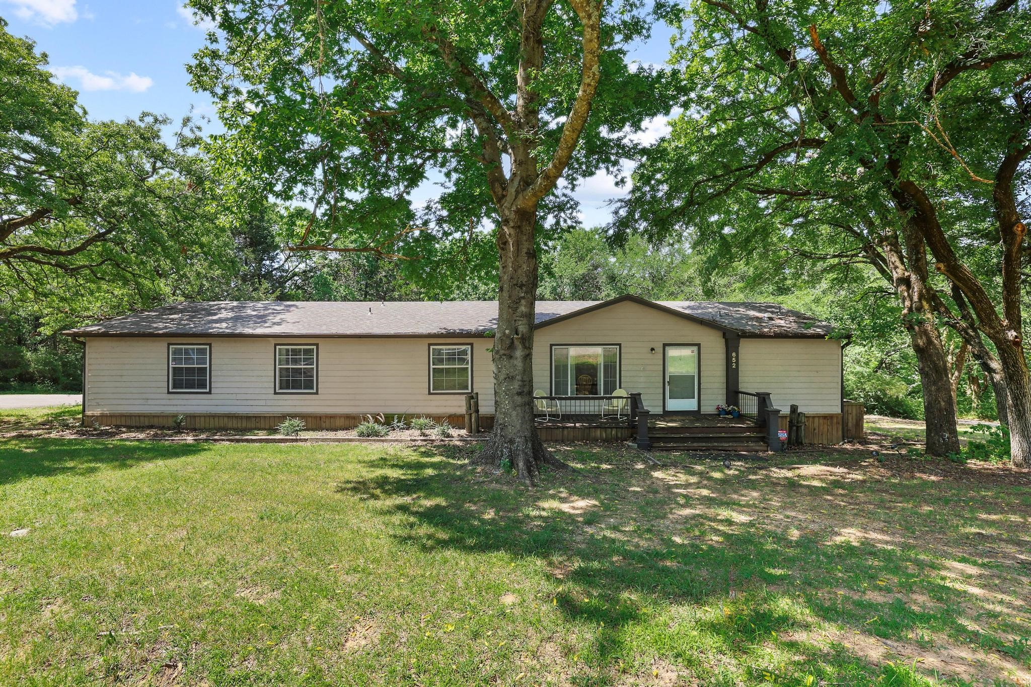 652 Cedar Bayou Boulevard Gordonville TX 76245