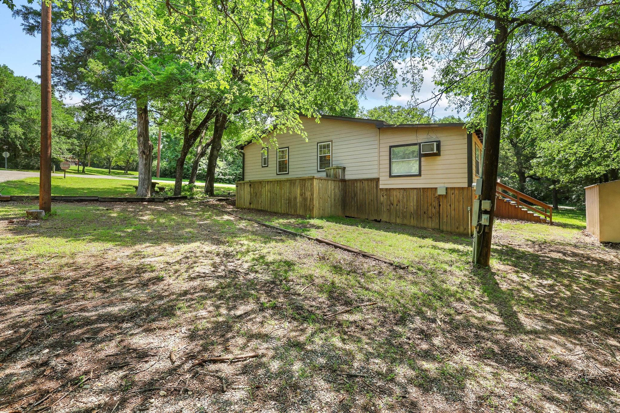 652 Cedar Bayou Boulevard Gordonville TX 76245
