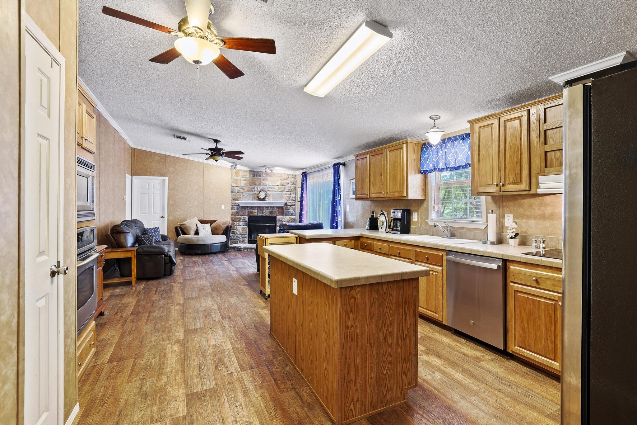 652 Cedar Bayou Boulevard Gordonville TX 76245