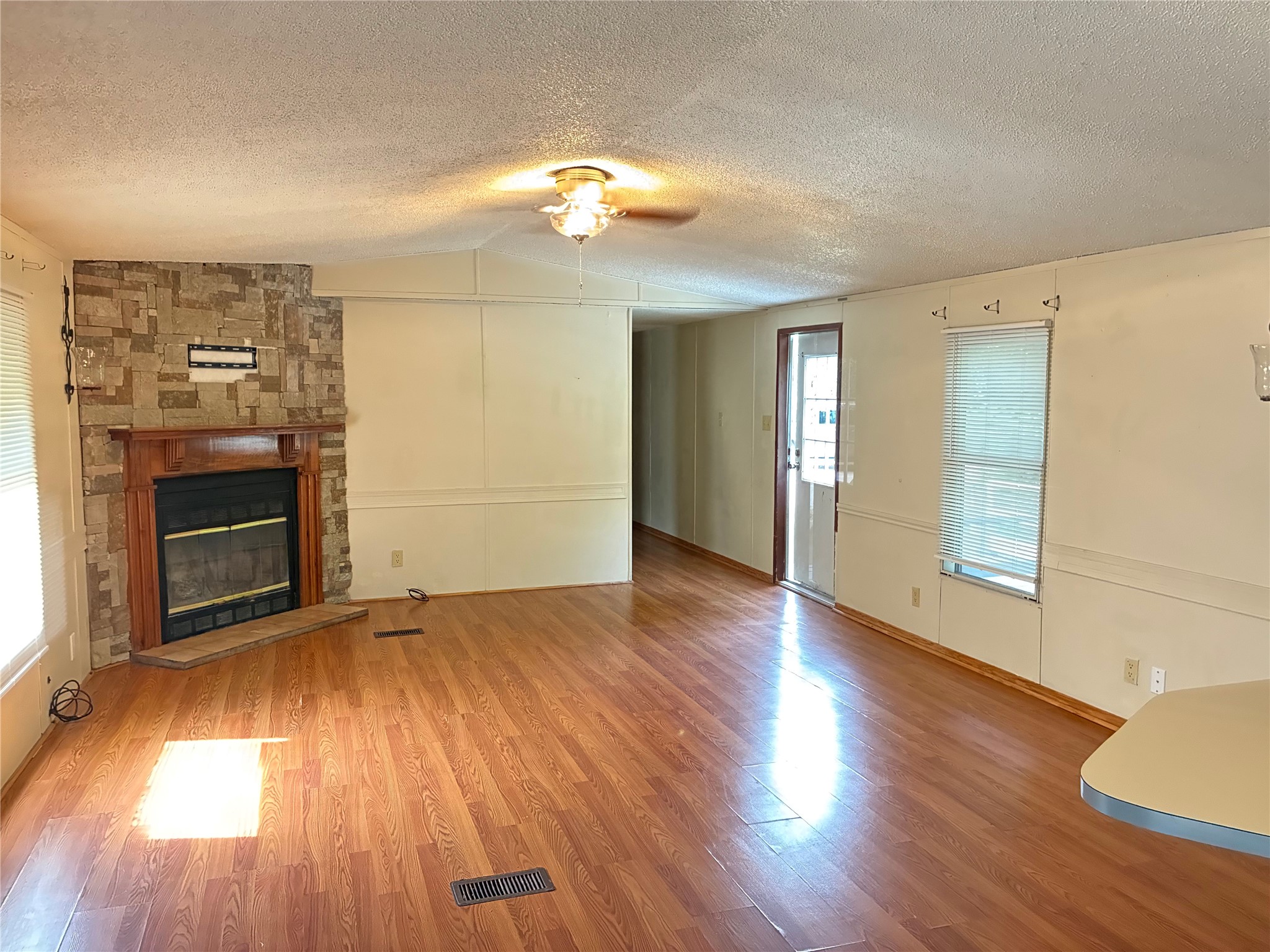 382 & 372 County Road 4450 Kempner TX 76539