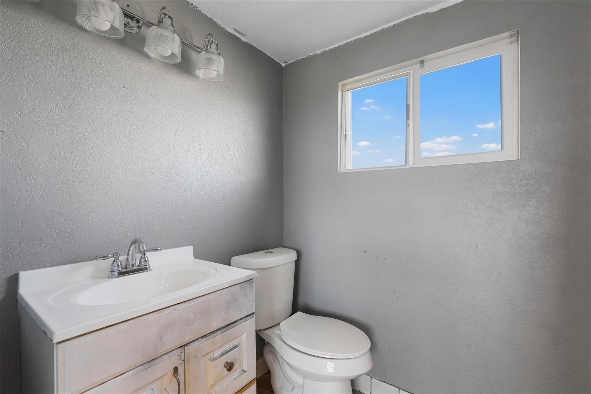 3205 Oak Hill Drive Granbury TX 76048
