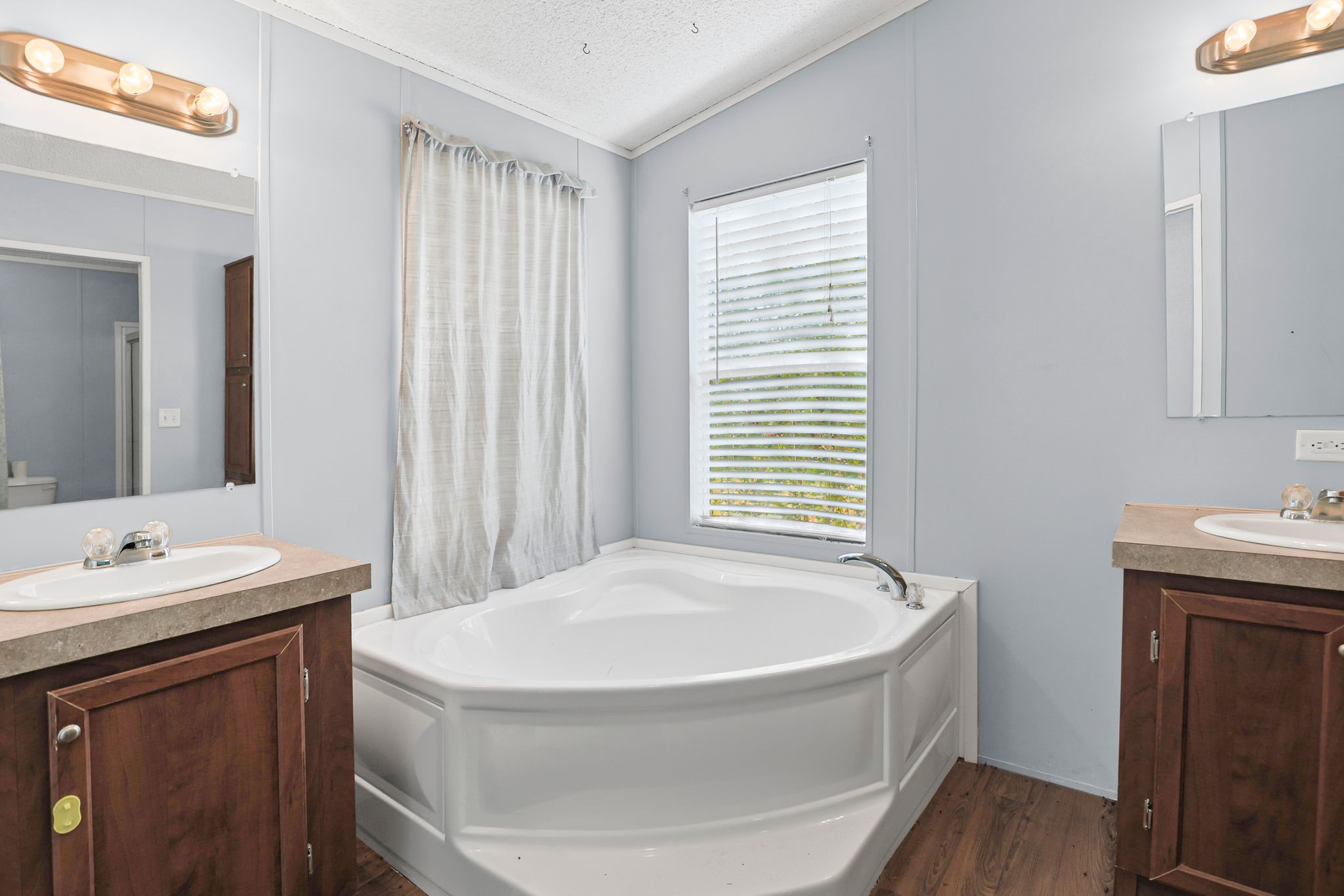 853 County Road 2730 Pittsburg TX 75686