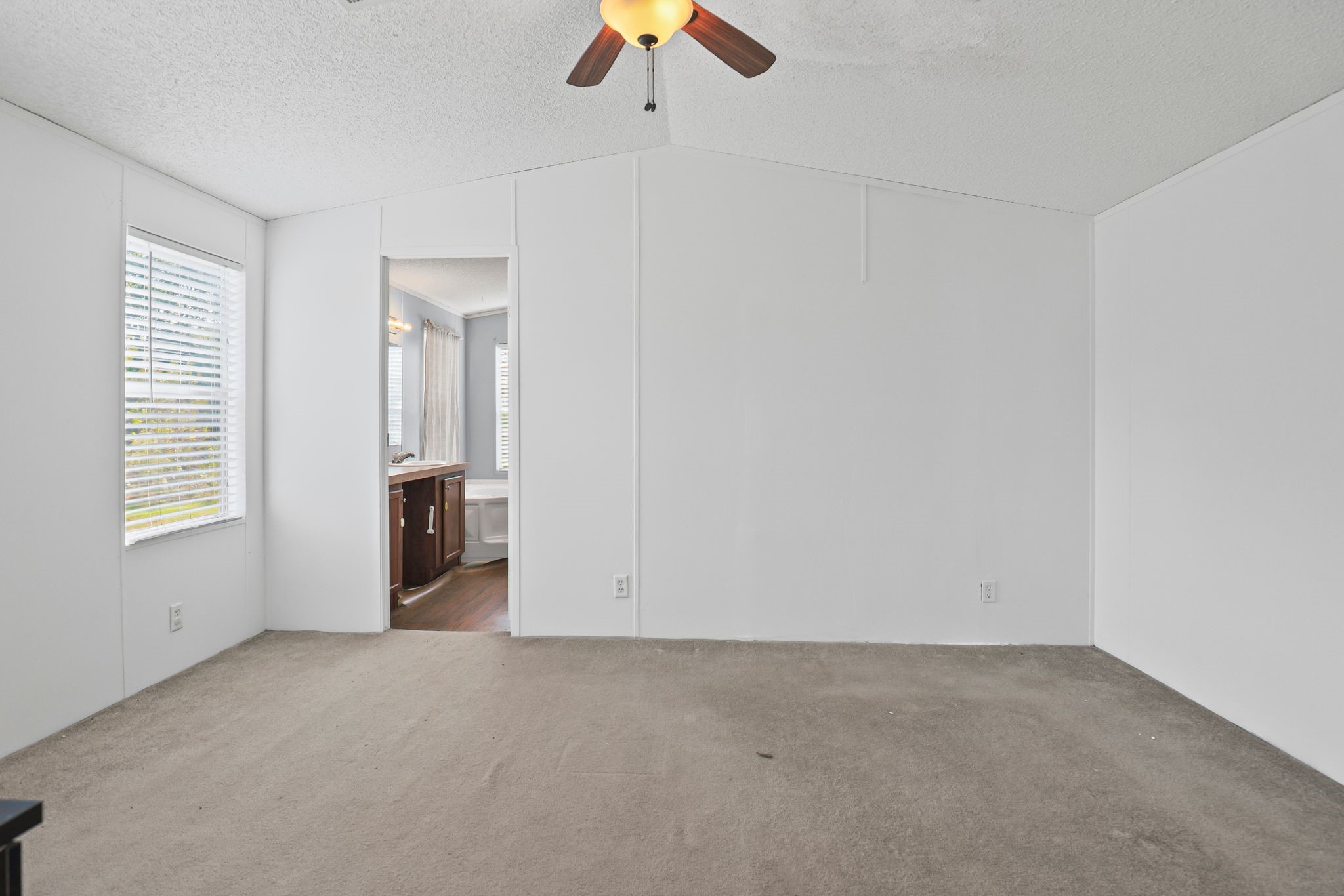 853 County Road 2730 Pittsburg TX 75686