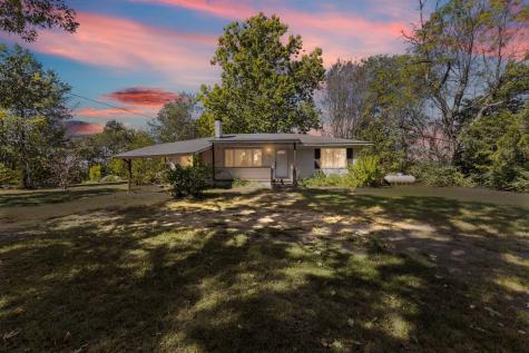 853 County Road 2730 Pittsburg TX 75686