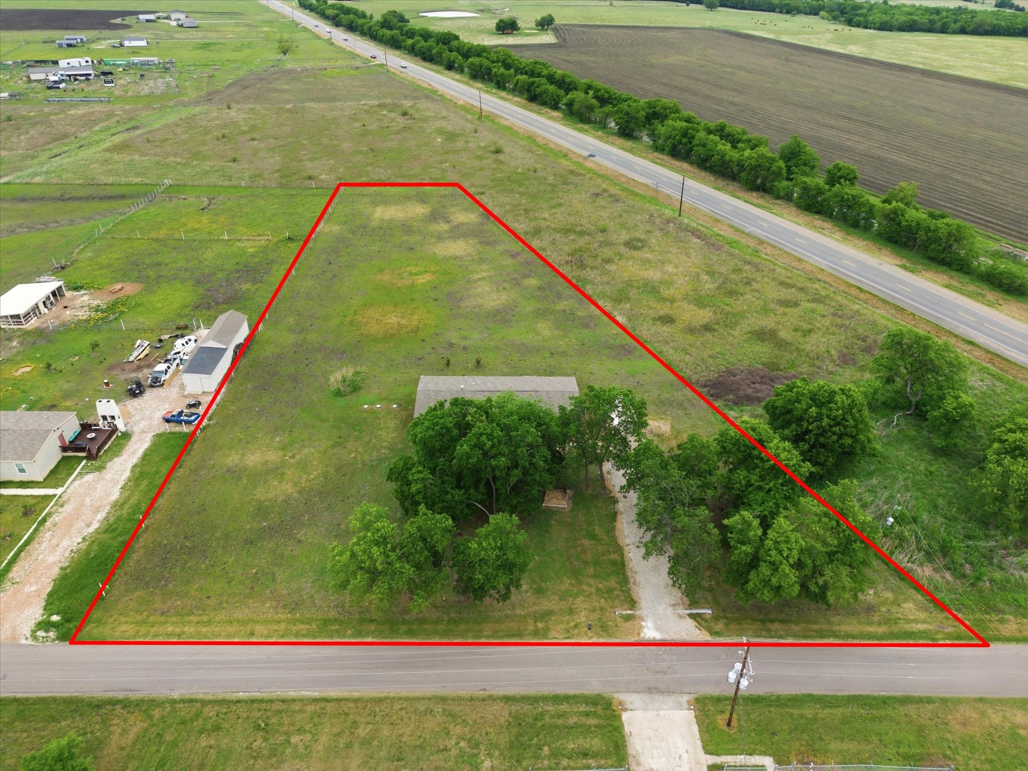 8645 County Road 1143 Celeste TX 75423