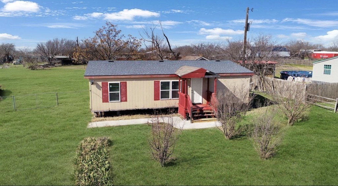 11573 Thistle Lane Justin TX 76247