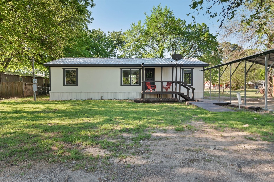 309 W Cobb Street Bridgeport TX 76426