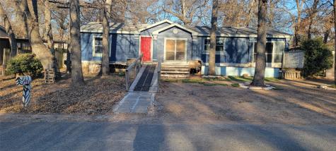 4987 Blue Water Circle Granbury TX 76049
