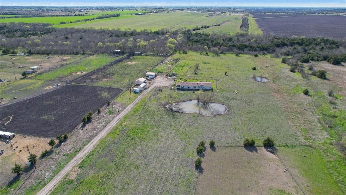 1528 County Road 697 Farmersville TX 75442